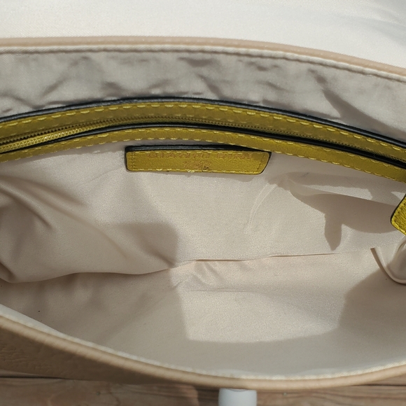 Gianni Bini cross body tan yellow gold purse - Picture 11 of 14